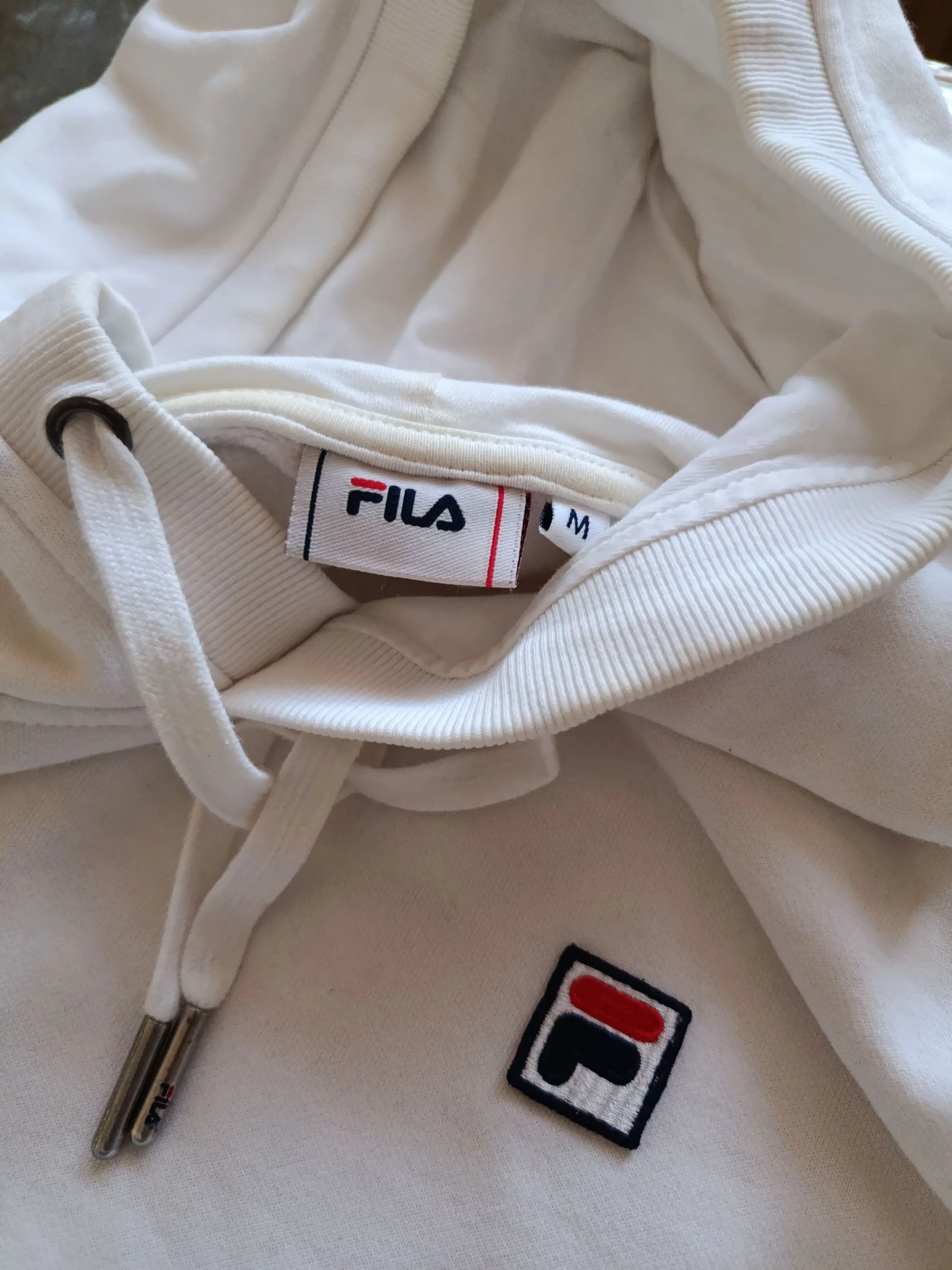 Sudadera FILA original blanca con capucha – Talla M – photo 2